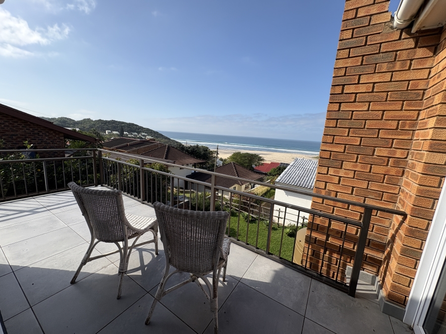 6 Bedroom Property for Sale in Cintsa East Eastern Cape